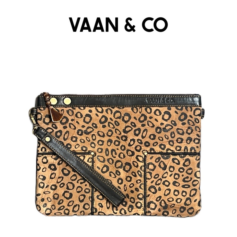 VAAN & CO Wristlet